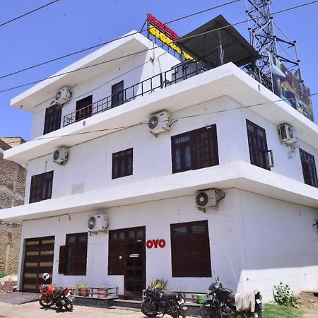 Signature Villa Sonipat Exterior photo
